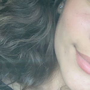 Meet your Posher, Antionette